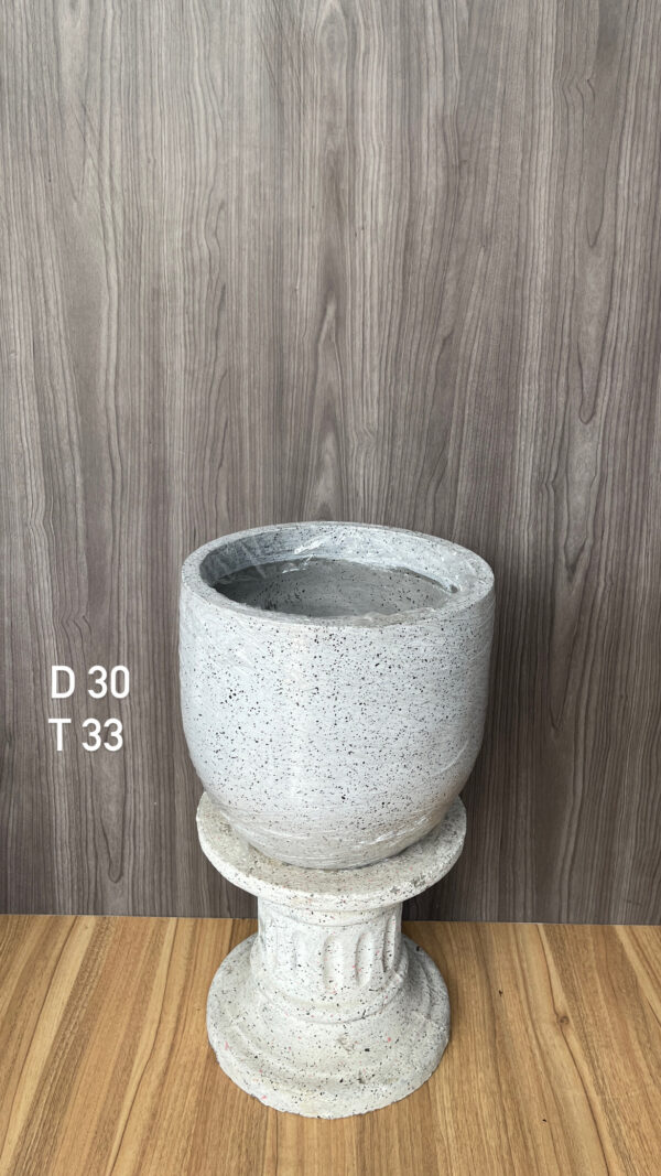 43C30F72-E433-4C03-9320-50E2A84FA54A Pot Putih Kapsul Sedang